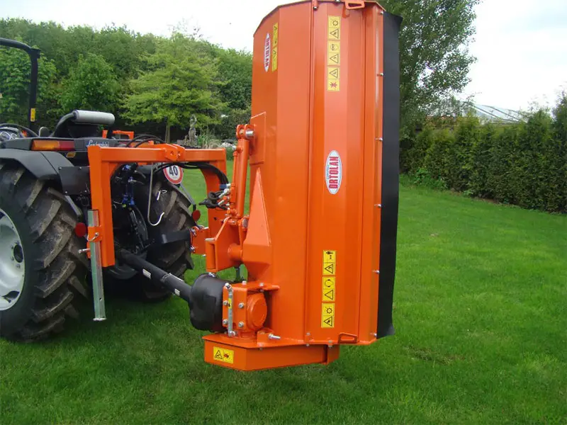 Broyeur latéraux T 70 tracteurs 40 - 60 CV