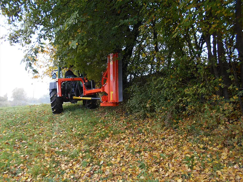 Trinciasarmenti serie T80 per trattori da 50 a 100 CV