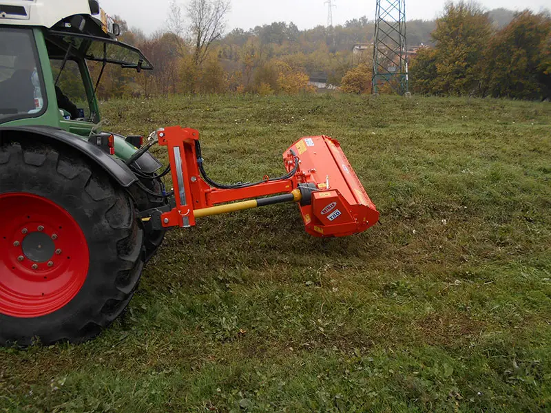 Trinciasarmenti serie T80 per trattori da 50 a 100 CV