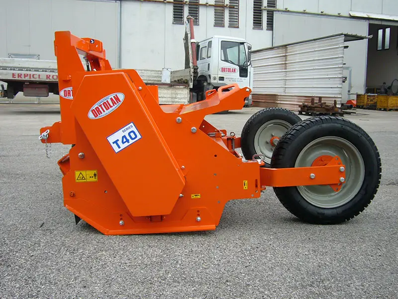 Trinciasarmenti serie T 40 per trattori da 40 a 120 CV