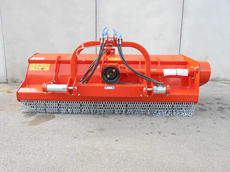 Trinciasarmenti serie T50 per trattori da 90 a 180 CV