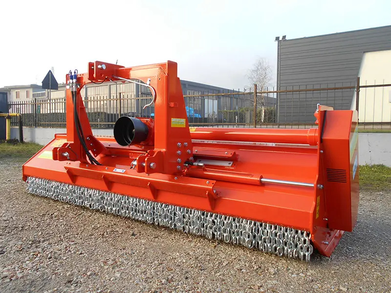 Trinciasarmenti serie T 40 per trattori da 40 a 120 CV